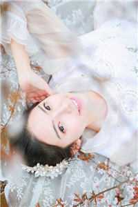 得知爷爷是首富，我在前男友的订婚宴上杀疯了雯雯曲洋小说完结版